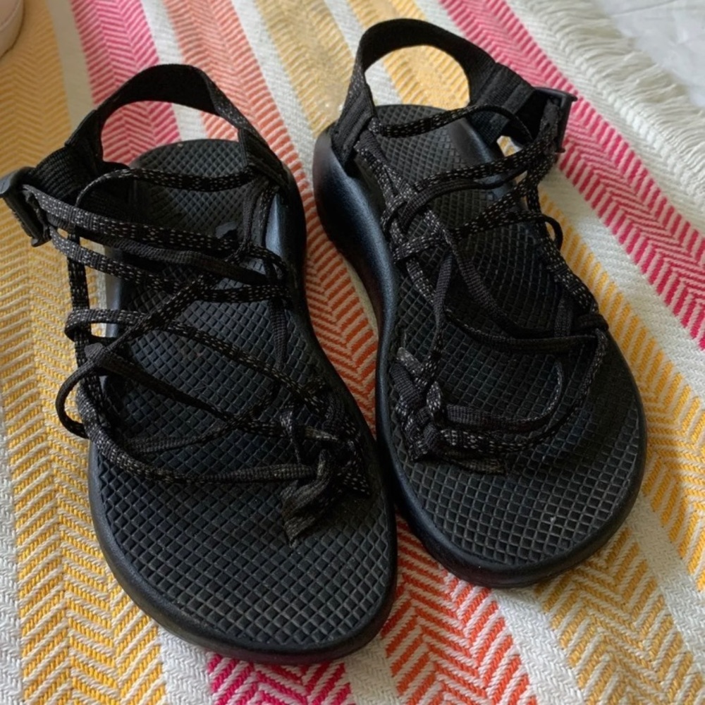 Chacos size 7